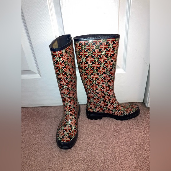 Tory Burch Shoes - Tory Burch rain boots!